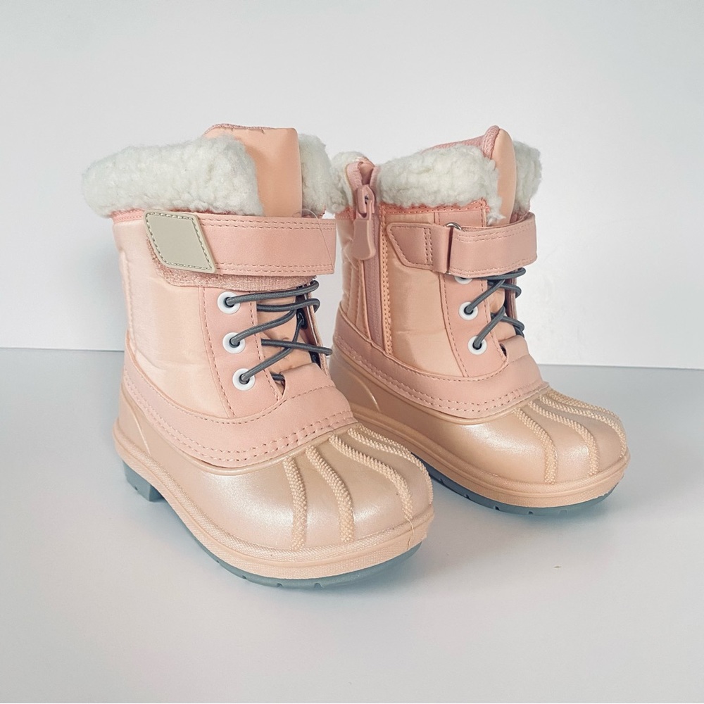 Cat & Jack Snow Boots Toddler Girls Size 7 Light Pink Sherpa Trim Baby Boots